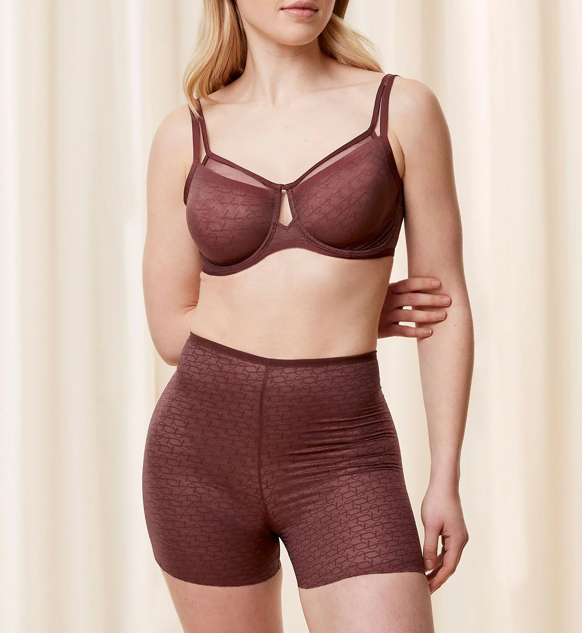 SIGNATURE SHEER MINIMISER BRA - Image 5